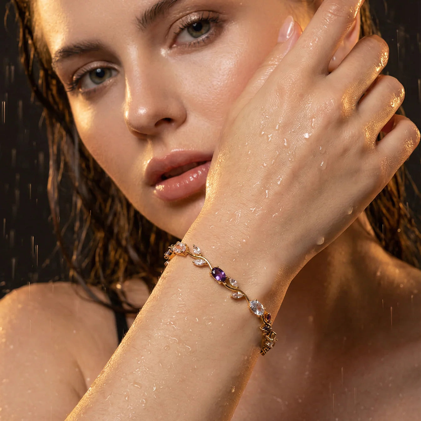 Bratara Florala din Aur